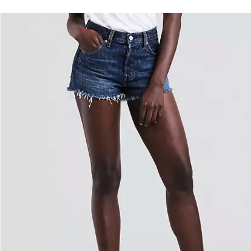 Levis 501 Womens Shorts size 24